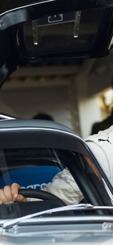 大卫·库特哈德即将驾驶梅赛德斯-奔驰300 SL“鸥翼”。