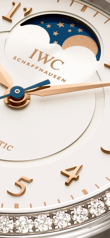 Close up image of Da Vinci Automatic watch with a white dial.